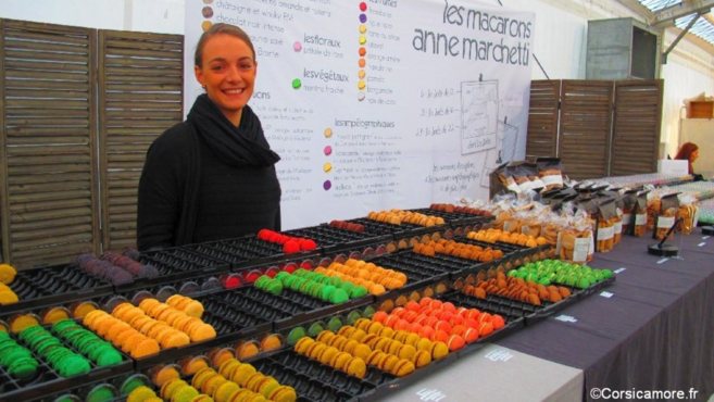 Macaron Anne Marchetti ( et sa soeur ici présente)