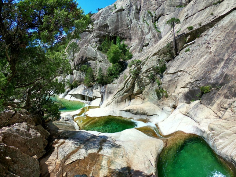 Canyoning à Bavella, les 3 parcours incontournables.