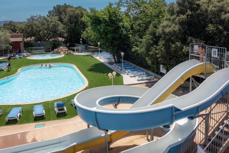 Faîtes plaisir à vos enfants, cet été, partez en camping dans le sud de la Corse