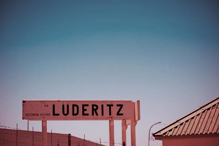 Un corse à fond en Namibie Un corse à fond en Namibie