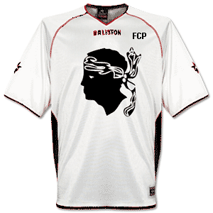 Pour les fous de foot corse. Pour les fous de foot corse.