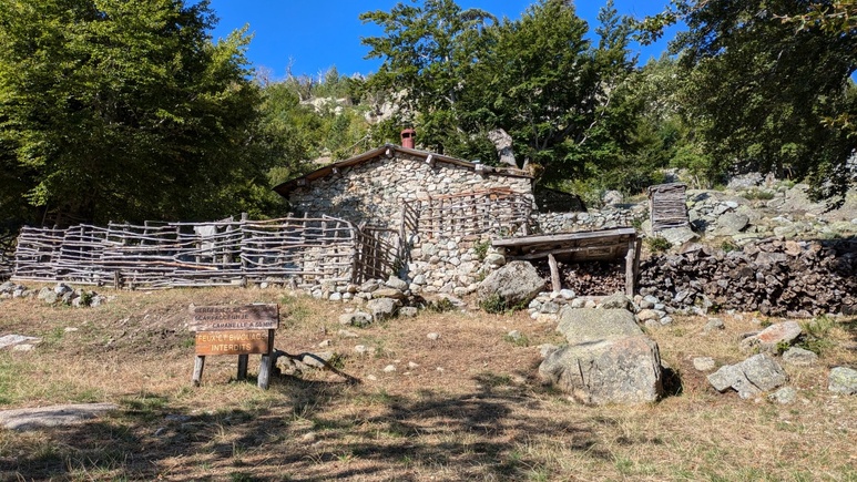 E Scarpaceghje E Scarpaceghje