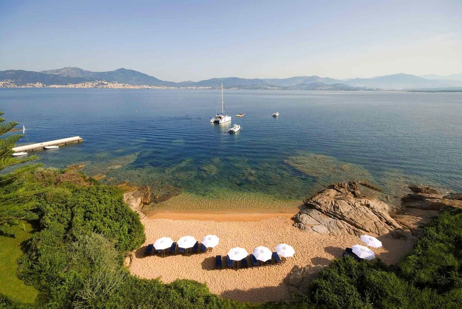 Organiser un séminaire en Corse : la destination qui change tout, sans partir loin