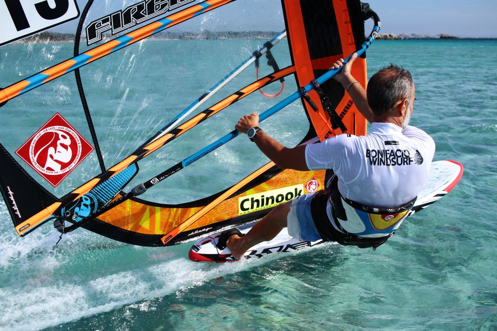 Windsurf en Corse