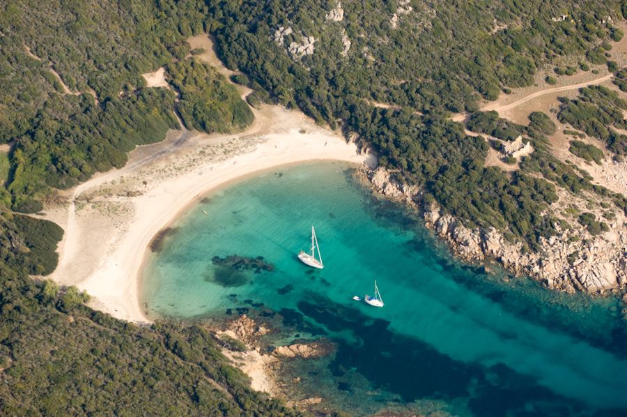 Louer un bateau en Corse cet été