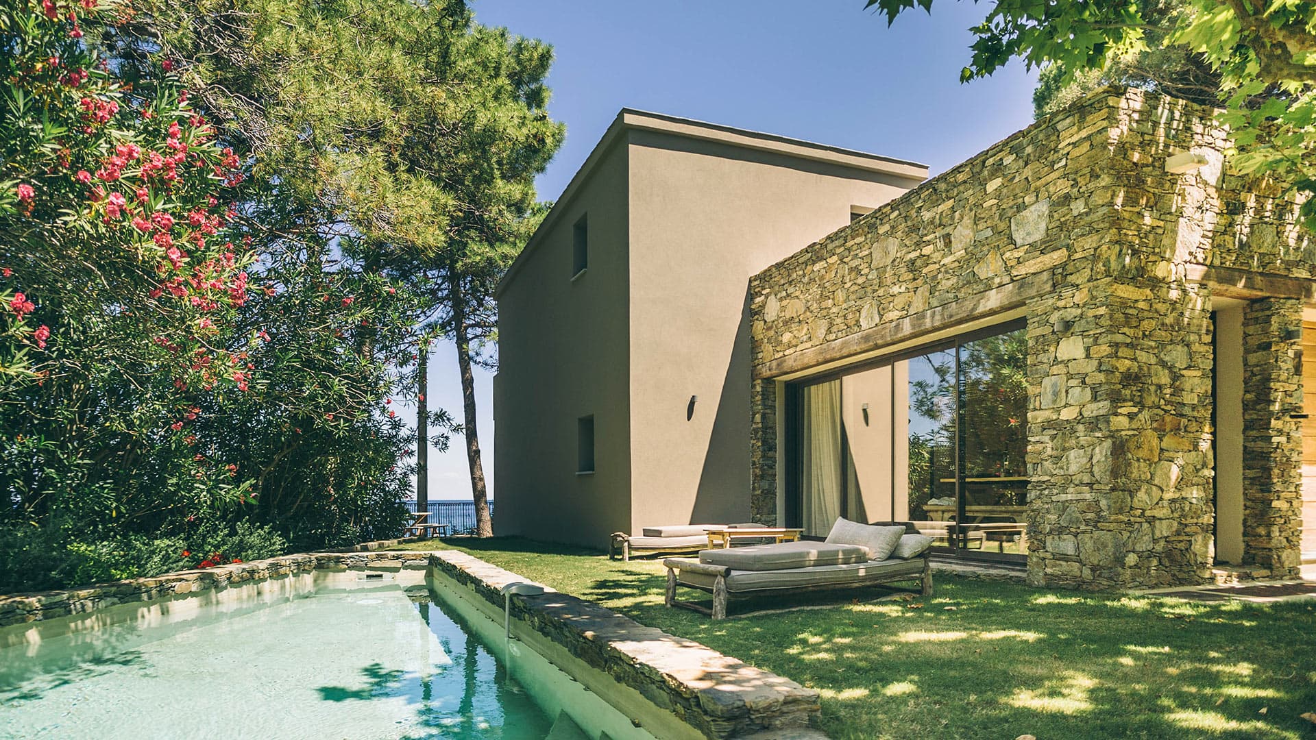 Où louer une villa de luxe en Corse ?