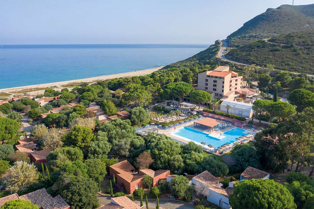 Vacances en club en Corse, la solution pour les familles