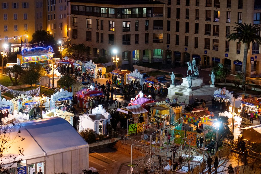 Marché de Noel Ajaccio - Photo Corse Net Info