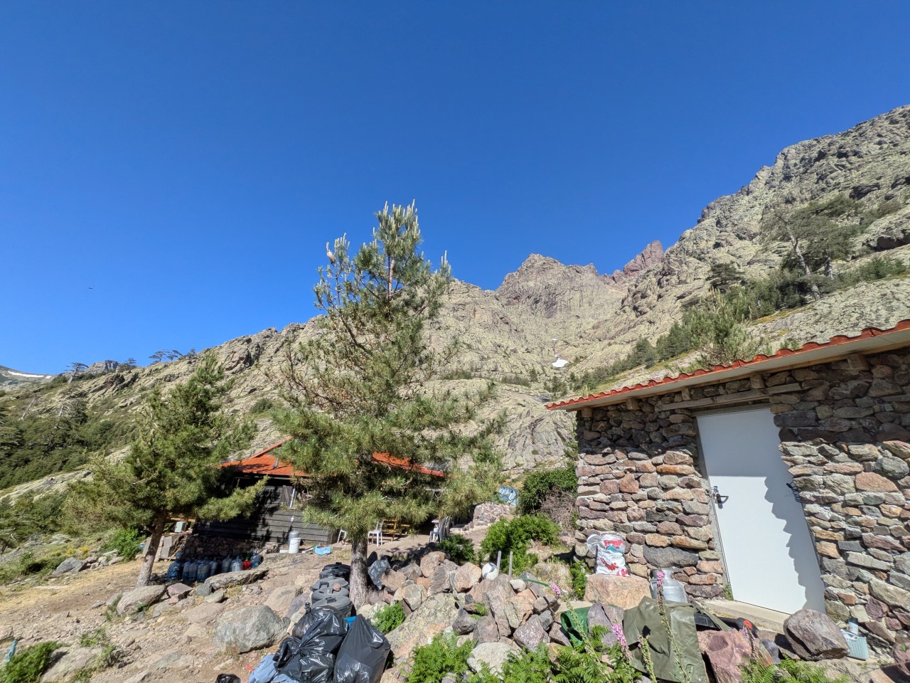 Refuge de Ballone