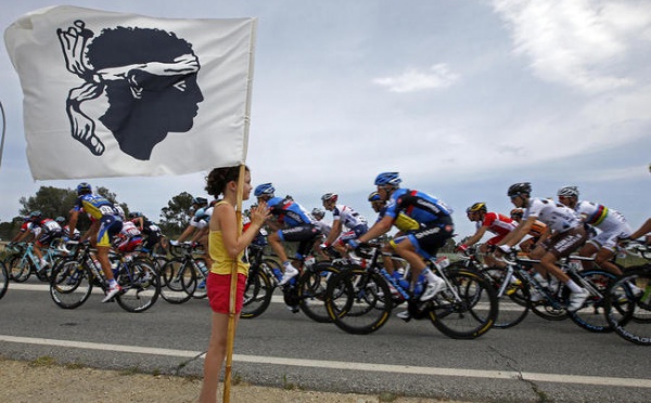 Le résumé de l'étape Ajaccio Calvi #tdf