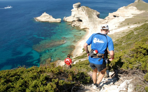 Idée cadeau corse à offrir, livre, artisanat, musique, produit corse Idée cadeau corse à offrir, livre, artisanat, musique, produit corse